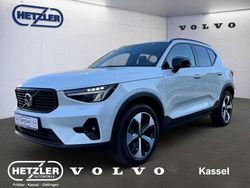 Crystal white pearl Gebraucht 2024 Volvo XC40 Plus SUV | 37.250 € (Fairer Preis)