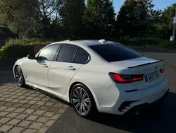 Weiß Gebraucht 2021 BMW 330 M Sport Limousine | 37.999 € (Fairer Preis)