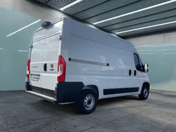 Weiß Gebraucht 2023 Fiat Ducato Van | 32.699 € (Fairer Preis)