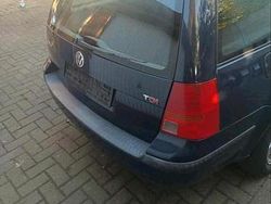 Blau Gebraucht 2001 VW Golf IV Kombi | 1.600 € (Guter Preis)