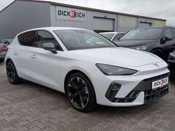 Weiß Gebraucht 2025 Cupra Leon Limousine | 28.450 € (Superpreis)