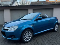 Blau Gebraucht 2009 Opel Tigra Edition Cabrio | 3.250 € (Fairer Preis)