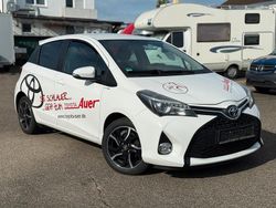 Weiß Gebraucht 2014 Toyota Yaris Limousine | 6.700 € (Fairer Preis)