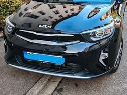 Schwarz Gebraucht 2024 Kia Stonic Vision SUV | 16.650 € (Superpreis)