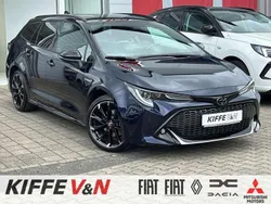 Dark blue metallic (8x8)/ blac Gebraucht 2021 Toyota Corolla Sport Kombi | 26.790 € (Etwas zu teuer)