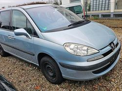 Silber Gebraucht 2005 Peugeot 807 Van / Kleinbus | 1.950 €
