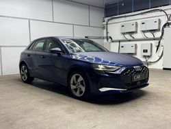 Blau Gebraucht 2024 Audi A3 Advanced Limousine | 25.900 € (Superpreis)