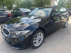 Schwarz Gebraucht 2024 BMW 320 Kombi | 30.990 € (Superpreis)