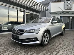 Schwarzmagic perleffekt Gebraucht 2020 Skoda Superb Style Kombi | 19.480 € (Fairer Preis)