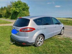 Grau Gebraucht 2011 Ford S-MAX Titanium Van / Kleinbus | 5.300 € (Fairer Preis)