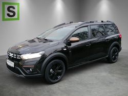 Schwarz Gebraucht 2025 Dacia Jogger Extreme Van / Kleinbus | 23.090 € (Fairer Preis)