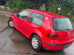 Rot Gebraucht 2001 VW Golf IV Kleinwagen | 999 € (Guter Preis)