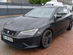 Schwarz Gebraucht 2015 Seat Leon Limousine | 16.500 € (Etwas zu teuer)