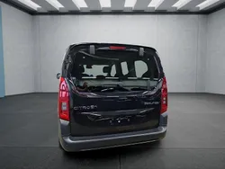 Schwarz Gebraucht 2024 Citroën Berlingo Van / Kleinbus | 29.949 € (Teuer)