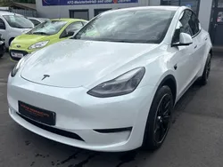 Weiß Gebraucht 2021 Tesla Model Y Long Range SUV | 29.900 € (Fairer Preis)