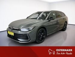Grau Gebraucht 2024 VW Passat Style Kombi | 44.250 € (Superpreis)