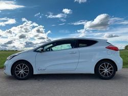 Weiß Gebraucht 2015 Kia ProCeed Edition 7 Kleinwagen | 7.000 € (Guter Preis)