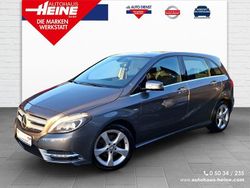Grau Gebraucht 2012 Mercedes B180 Van / Kleinbus | 11.990 € (Fairer Preis)