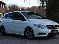 Weiß Gebraucht 2013 Mercedes B200 Van / Kleinbus | 14.950 € (Fairer Preis)