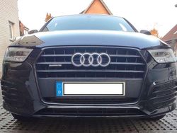 Schwarz Gebraucht 2016 Audi Q3 Design SUV | 22.950 € (Teuer)