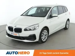 Weiß Gebraucht 2019 BMW 218 Gran Tourer Advantage Van / Kleinbus | 18.010 € (Fairer Preis)