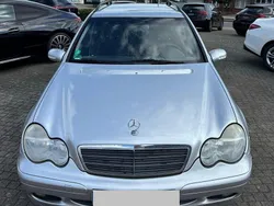 Silber Gebraucht 2003 Mercedes C180 Kombi | 2.499 €