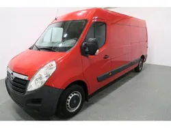 Mohnrot Gebraucht 2017 Opel Movano S Van | 13.490 € (Fairer Preis)
