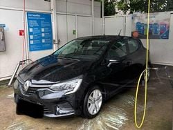 Schwarz Gebraucht 2021 Renault Clio V Zen Kleinwagen | 11.500 € (Guter Preis)