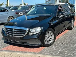 Schwarz unilack (metallic) Gebraucht 2019 Mercedes E200 Limousine | 21.290 € (Guter Preis)
