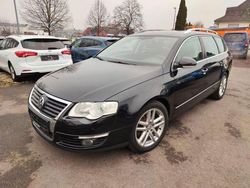 Schwarz Gebraucht 2010 VW Passat Sportline Kombi | 6.900 € (Teuer)