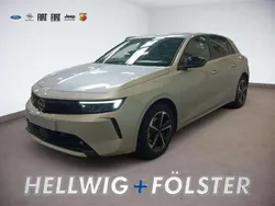Grau/typ aussenverkleidung met Gebraucht 2024 Opel Astra Edition Limousine | 19.990 € (Superpreis)