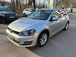 Silber Gebraucht 2015 VW Golf VII LOUNGE Limousine | 9.700 € (Guter Preis)
