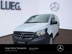 Arktikweiß Gebraucht 2024 Mercedes Vito Van / Kleinbus | 48.653 €