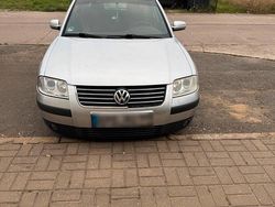 Silber Gebraucht 2001 VW Golf IV Limousine | 1.350 €