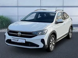 Pure white Gebraucht 2024 VW Taigo Move SUV | 25.490 € (Guter Preis)