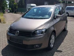 Kaschmirbraun metallic Gebraucht 2010 VW Golf Plus Cross Team Van / Kleinbus | 8.999 € (Etwas zu teuer)