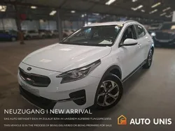 Weiß Gebraucht 2021 Kia XCeed 4 SUV | 14.756 € (Fairer Preis)