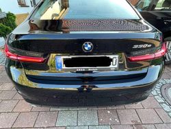 Schwarz Gebraucht 2020 BMW 330e Limousine | 24.999 € (Superpreis)