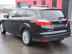 Schwarz metallic Gebraucht 2013 Ford Focus Titanium X Kombi | 7.500 €