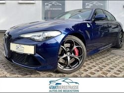Montecarlo blau metallic Gebraucht 2018 Alfa Romeo Giulia Quadrifoglio Limousine | 47.590 € (Guter Preis)
