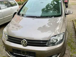Braun Gebraucht 2013 VW Golf VII Match Limousine | 10.850 € (Guter Preis)