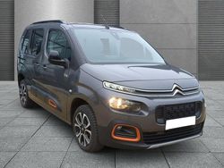 Platiniumgrau Gebraucht 2024 Citroën Berlingo Shine Van / Kleinbus | 25.186 € (Fairer Preis)