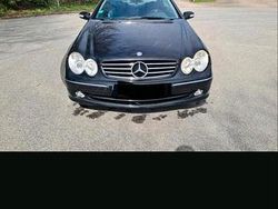 Schwarz Gebraucht 2003 Mercedes CLK270 Coupé | 2.200 €
