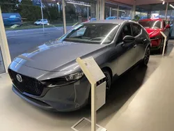 Polymetal gray (grau) Neu 2025 Mazda 3 Nagisa Limousine | 27.980 € (Fairer Preis)