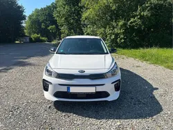 Weiß Gebraucht 2018 Kia Rio GT-Line Limousine | 13.990 € (Fairer Preis)