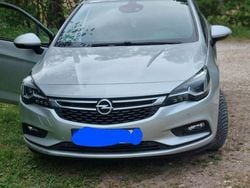 Silber Gebraucht 2019 Opel Astra Innovation Kombi | 9.000 € (Guter Preis)