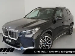 Schwarz Neu 2025 BMW iX1 Sport Line SUV | 49.990 € (Fairer Preis)