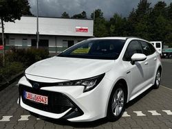 Weiß Gebraucht 2021 Toyota Corolla Business Edition Kombi | 17.790 € (Etwas zu teuer)