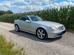 Silber Gebraucht 2002 Mercedes SLK230 Cabrio | 4.500 € (Guter Preis)