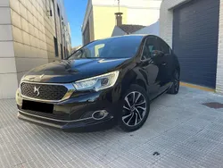 Schwarz Gebraucht 2016 Citroën DS4 Kleinwagen | 9.500 €